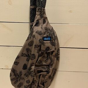KAVU Rare Pinecone Pattern Rope bag